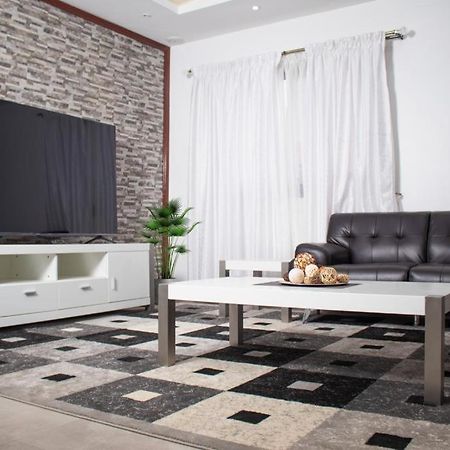 Luxury Suites Chester One Dakar Buitenkant foto