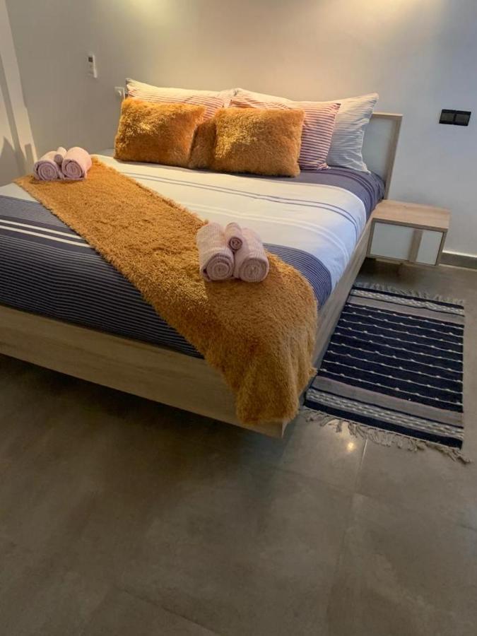 Luxury Suites Chester One Dakar Buitenkant foto