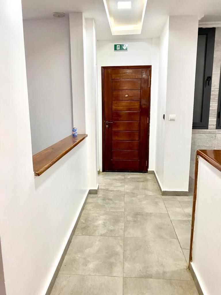 Luxury Suites Chester One Dakar Buitenkant foto